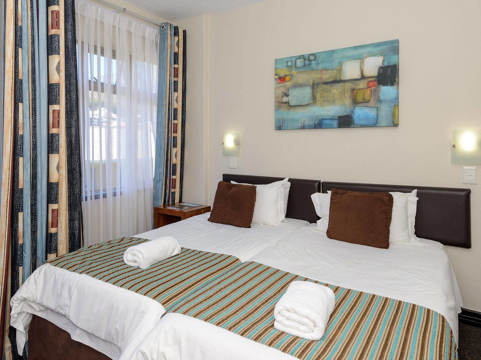 Royal Atlantic Aparthotel Kaapstad Buitenkant foto
