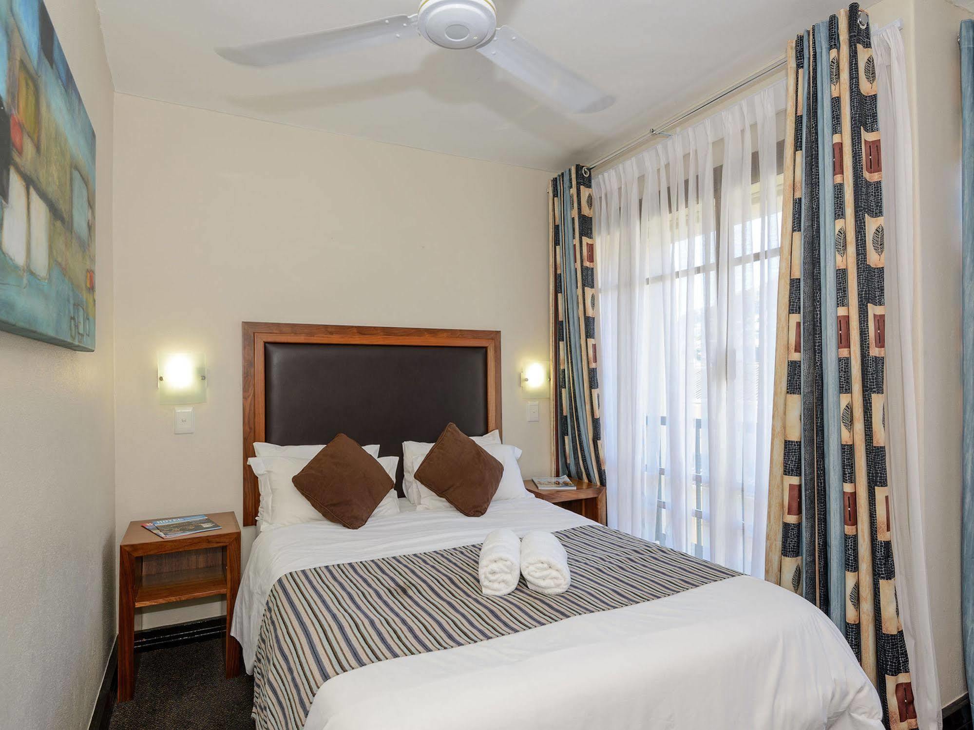 Royal Atlantic Aparthotel Kaapstad Buitenkant foto
